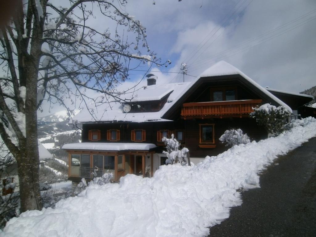 Sportbauernhof - Gasthaus Hochalmblick Krems in Kaernten Eksteriør bilde