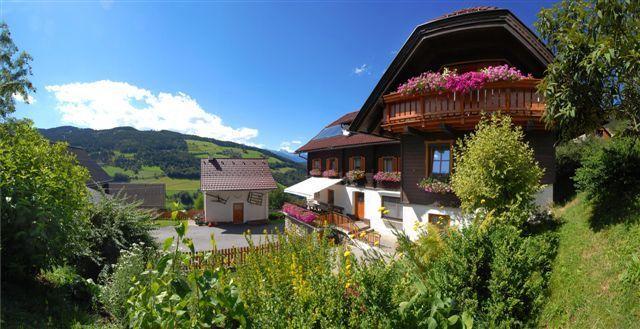 Sportbauernhof - Gasthaus Hochalmblick Krems in Kaernten Eksteriør bilde